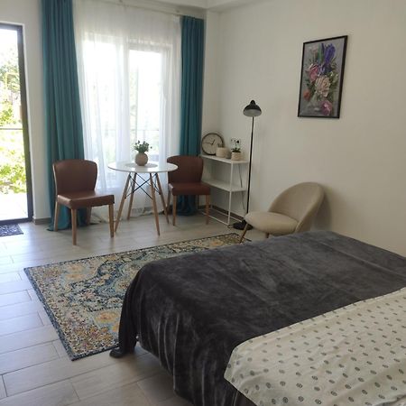 Family Нotel Banuri Kutaisi Dış mekan fotoğraf
