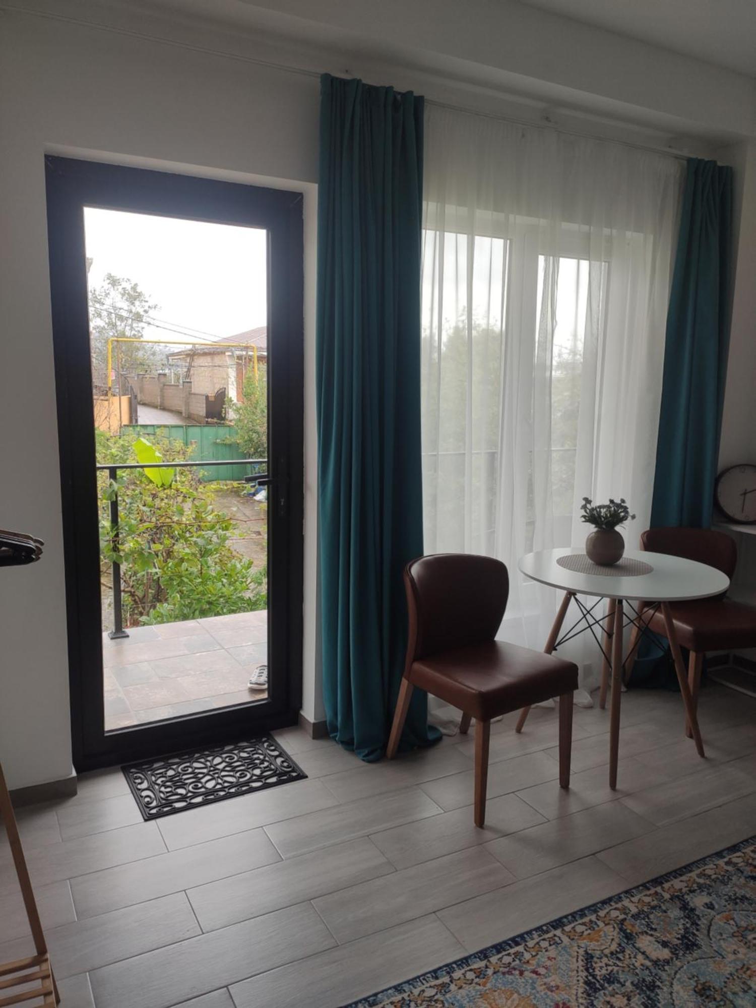 Family Нotel Banuri Kutaisi Dış mekan fotoğraf