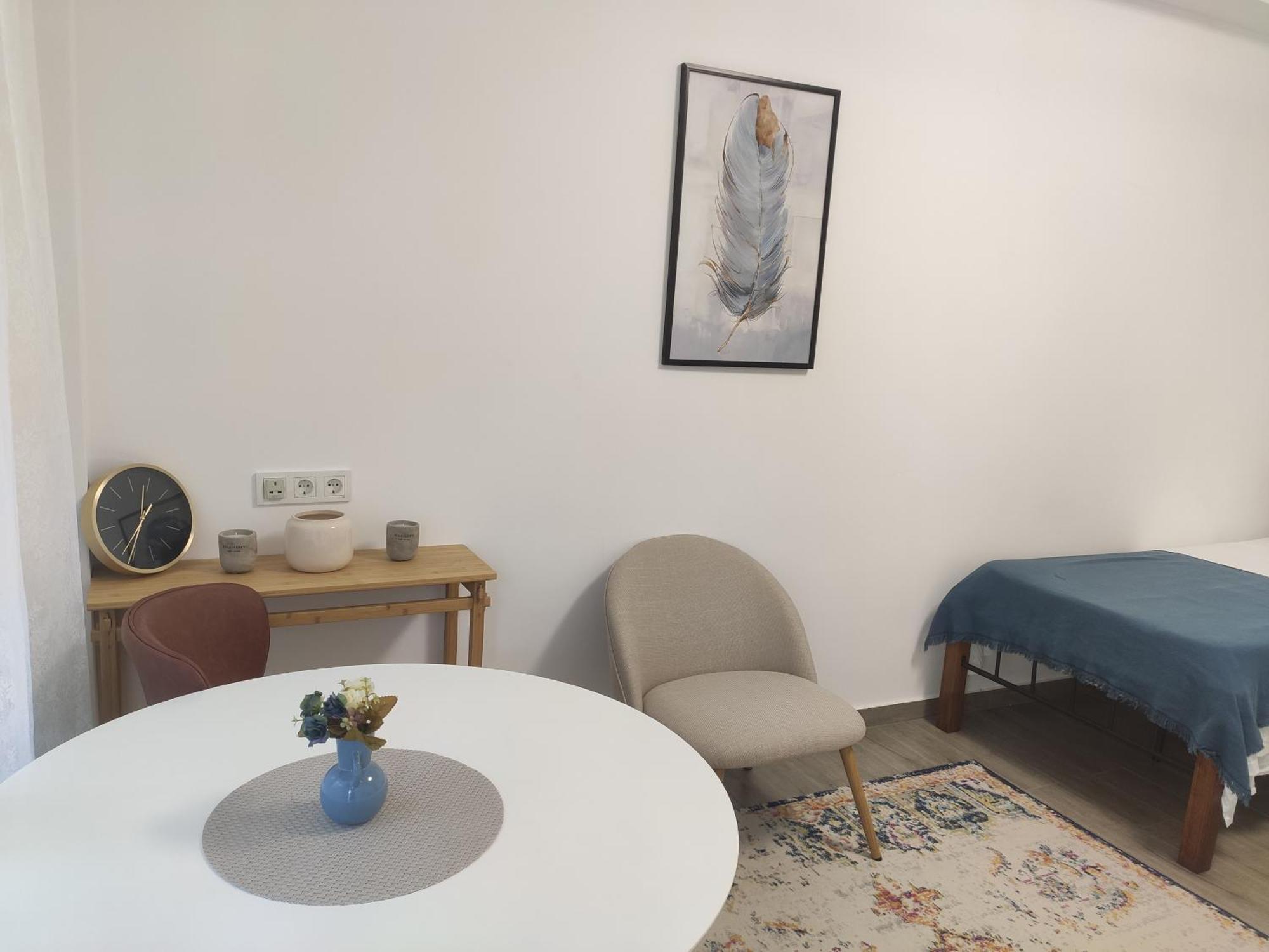 Family Нotel Banuri Kutaisi Oda fotoğraf